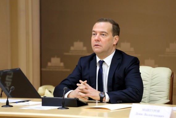 Программу господдержки льготной ипотеки нужно продлить – Медведев