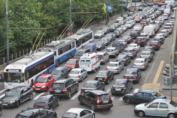 Транспортная обстановка в Москве улучшилась благодаря новым дорогам – заммэра