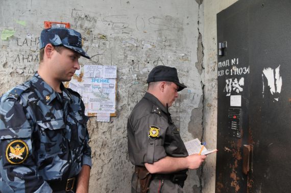 Власти призвали москвичей доносить в полицию на соседей, сдающих квартиры в аренду