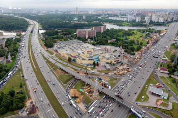 Жители Новой Москвы «отодвинули» дороги от домов