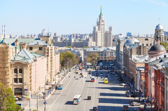 Расширение границ помогло Москве не задохнуться – Медведев