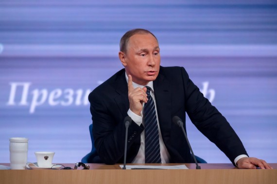 Власти должны помочь застройщикам реализовать жилье – Путин