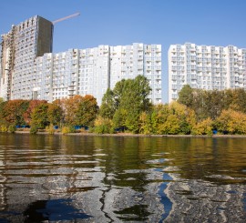 Цены на квартиры в новостройках Москвы и Подмосковья почти сравнялись – эксперт