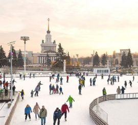 В последние выходные ноября в Москве заработали катки