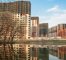 В 2015 году в Новой Москве остановилось примерно 5-7% строек