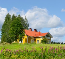 Кризис гонит россиян из городов в деревню – СМИ