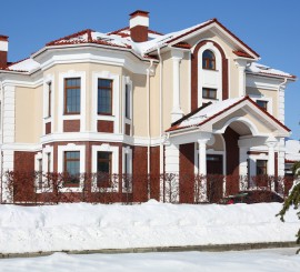 Поиском элитных коттеджей в Подмосковье чаще занимаются женщины
