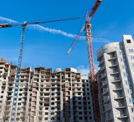 За счет дольщиков в Москве строится около 250 домов