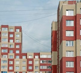 Из-за кризиса спрос на квартиры в России упал на четверть