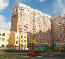 Власти Подмосковья увеличили нормативы обеспечения детсадами и парковками