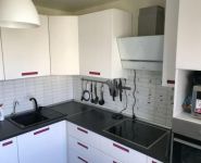 2-комнатная квартира площадью 53 кв.м, улица Свердлова, 33 | цена 4 850 000 руб. | www.metrprice.ru